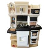 Step2 Great Gourmet Kitchen - kids pretend play