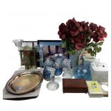 Carved musical jewelry  box, iridescent lighted