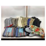 Oven Mits 10 Sets & 3 Singles, 2 Riversible Rugs