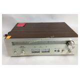 Akai AT ï¿½ 2400 stereo tuner works.
