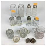 Anchor hocking and unknown Clear glass shaker