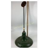 Industrial outdoor light enameled.