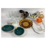 Pfaltzgraff bowls and platter, Tony the tiger