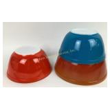 Pyrex mixing bowls