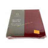 Micro Fiber sheet set size twin. Still in