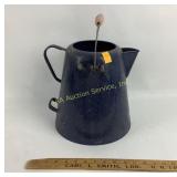 Enamel kettle/coffee pot missing lid.