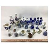 Asian Style small bud vases, blue and white