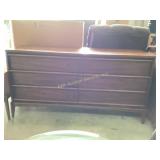 Lane Mid-century modern six-drawer dresser with