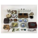 Metal bean bag ashtrays. Ashtray. Clear glass