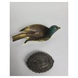 Metal PIG belt buckle, metal bird ashtray.