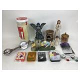 Winnie the Pooh book ends. Disney candleholder,