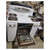 Tappan Deluxe Gas Stove 47Hx40Wx29D, rough