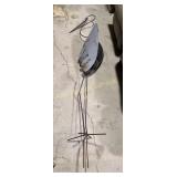 Metal pelican lawn ornament - 6ï¿½ H