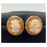 10K gold & carved shell cameo earrings, one