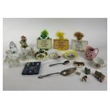 Mohawk dog frog and duck sign holders. Porcelain