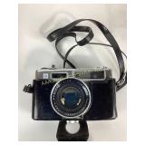 Yashica camera. Yashinon-dx.