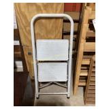 Folding metal step stool
