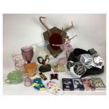 Mixed lot with jadeite, Air Jordan belts, and antl