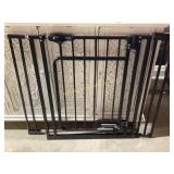 Top Paw metal pet gate