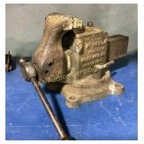 Reed Mfg Co No. 403 1/2R Bench Vise