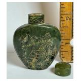 Chinese carved stone snuff bottle with gilt decora