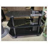 Entertainment stand, 20Hx31.5Wx16D