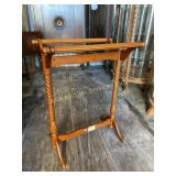 Thomas Pacconi towel rack