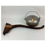 Architectural wooden piece, hammered Dutch oven