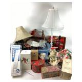 Holiday decor, tote, lamps untested, picture