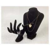 .925 marked ring, total weight 8.8 g, .925 gold