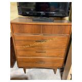 MCM Dresser Four Drawer 18 1/4 in. X 34 1/4 in. x