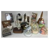 musical figurines: wooden bell, wooden piano,