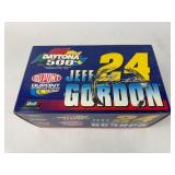 1999 Jeff Gordon DuPont Daytona 500 Diecast Model