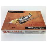 Bf 109E-7 WWII Tropical Fighter Model Kit 1:48