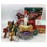 NIB CHRISTMAS DECOR, wooden pull horses,