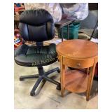 Office chair, round side table, 18x24