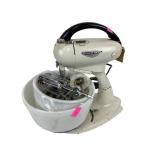 Hamilton Beach mixer/juicer with attachments and