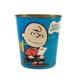 Cheinco Snoopy and Charlie Brown metal trash can