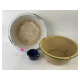 (2) enamelware bowls & (1) mug