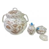 WP LaBelle covered bowl - cracked/chipped, 2