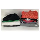 Nike clothing, Size medium: zip up hoodie, pull