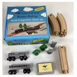 Amtrak Wooden Railway ALC42 and Superliner Starter