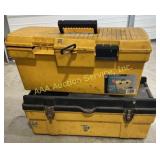 Pair of plastic tool boxes - 1 with lift out tray