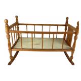 Case toys wooden baby crib