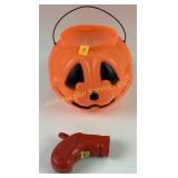 General Foam Plastics blow mold pumpkin, k-gun