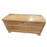 Cavalier cedar chest 46 x 18 x 22 1/2, some wear,