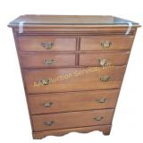 Chest of drawers, 31 x 18 x 42, Comes with glass