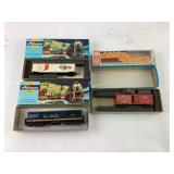 HO Scale Athearn and Roundhouse Train Cars with Or