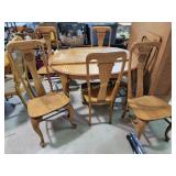 Oak table 44 x 54 (without leaves) and 6 oak