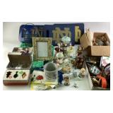 Notre Dame Memorabilia, decorative figureines,